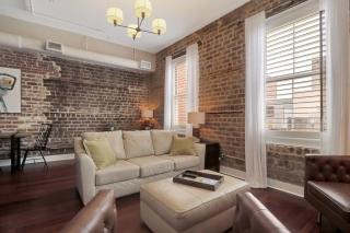 Downtown Loft- Steps away from Plant Riverside! - Savannah - 0