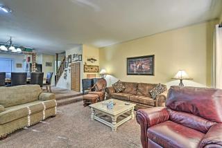 Red River Townhome with Balcony and Mtn Views! - Red River - 6