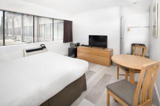 Cassandra Hotel - Vancouver - 6