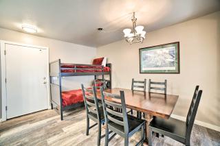 Mammoth Mtn Escape with Pool and Walk to Ski Lift - Mammoth Lakes - 5