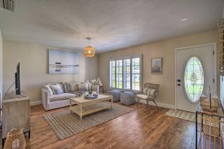 Naples Oasis with Screened Pool, Bike to Beach! - Naples - 6