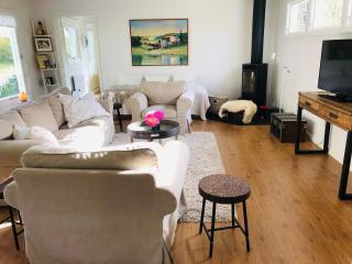 Holiday home with jacuzzi & sauna - Rimbo - 9