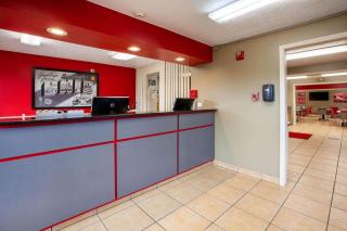 Super 8 by Wyndham Sandusky - Sandusky - 8