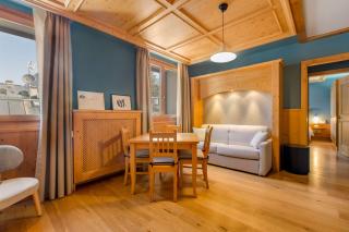 Radisson Residences Savoia Palace Cortina d’Ampezzo - 4