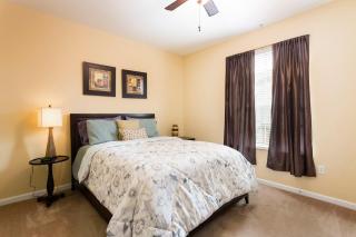3Br 2Bath Condo Balcony 5min Conv Center 2087ft - 8