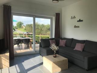 Vakantiehuis Barzin - met zonneterras, tuin en panoramisch uitzicht - 9