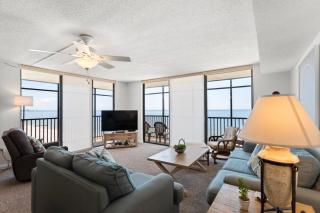 Corner Unit Ocean Views - Shores of Madeira #501 - 3