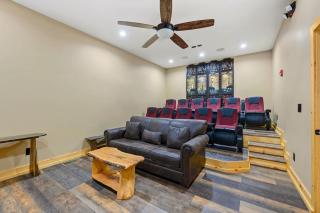 Tennessee Whiskey, Indoor Pool, Amazing Views, 1089 FREE tickets each paid day, Dollywood and More - Sevierville - 1
