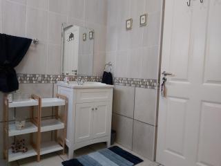 Clarens Mountain Sage Cottage - 2
