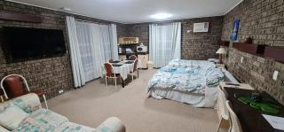 The SIM - Sussex Inlet Motel - Sussex Inlet - 1