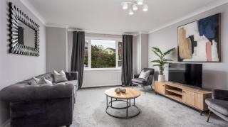 Leeward House - Donnini Apartments - 0
