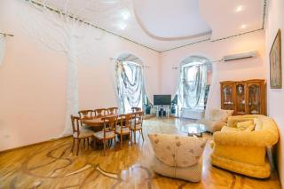 Baku Nizami Street Triplex 4 bedroom - Baku - 5