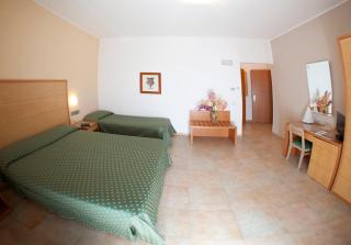 Hotel Degli Aranci - 9