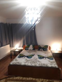 Tobyta nu primesc santieristi si petrecareti - Bucharest - 8