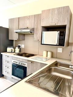 Ground Floor Apartment Midrand - 3