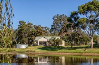 Abbivale Farm Cottage - Harewood - 7