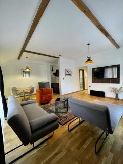 Mia's Favorite Hotel - 1