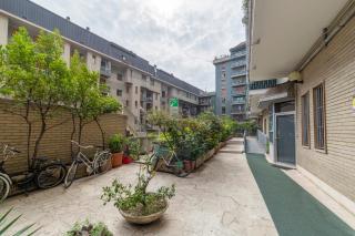 Pasteur Modern Studio with Terrace! - Milan - 1