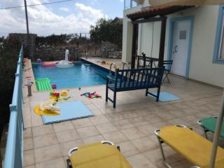 Breathtaking sea and Mountain views with Private pool, Peace full relaxing Villa with WiFi near Shops and Restaurants - Chania - 9