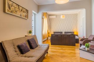 Palace Cișmigiu Park - Bucarest - 9