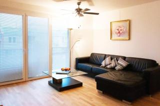 New, quiet flat next to U1, VIC, shopping mall,... - Wenen - 1