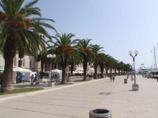 Studio Apartment Okrug Gornji near Sea - Trogir - 2