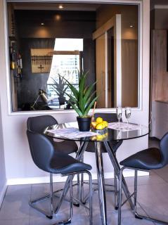 Menlyn Apartment - Red Velvet - Pretoria - 5