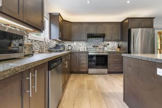 Scandia Retreat with Hot Tub, Sauna and Fire Pit - Blue Mountains - 1