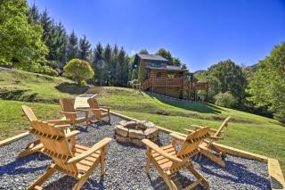 Ski, Hike, and Visit Vineyards Banner Elk Cabin - Banner Elk - 0