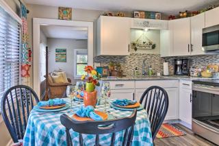 Shaw Creek Cottage with Fire Pit and Forest Views - Hendersonville - 4