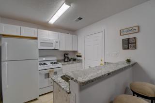 NEWLY RENOVATED home located in the heart of ABQ - 3