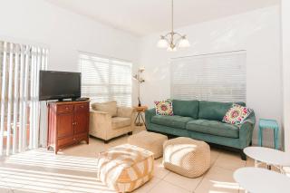5Br 3Bath Private Townhome 13min Disney 1496ft - Kissimmee - 4