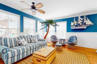 Sunset Island - 15 Canal Side Mews - Ocean City - 1