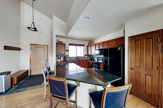 Deer Track Retreat - 3