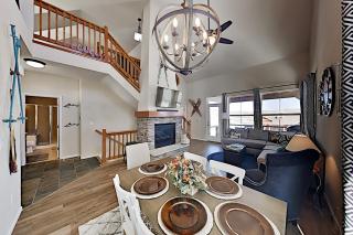 Summit Point Place - 9