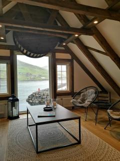 Løðupakkhúsið - Historical Warehouse - Top Floor - Sørvágur - 0