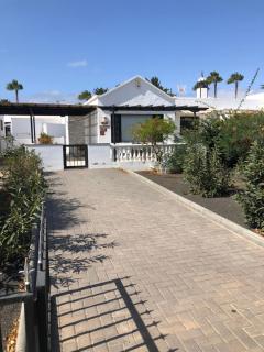 2 Bedroom Villa Front Line Puerto Del Carmen - Tías - 5