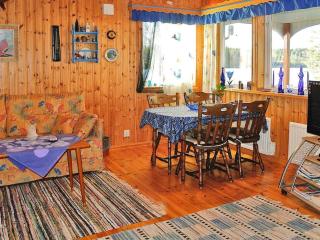 2 person holiday home in BENGTSFORS-By Traum - Bengtsfors - 1