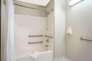 Baymont by Wyndham Piqua - Piqua - 5