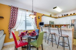 Southern Charm 4 Bed & 2 bath Private Pool Home villa - Davenport - 3