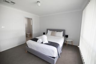 Wagga Apartments #8 - 2
