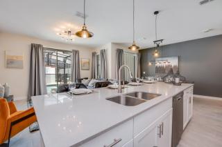 Storey Lake Resort 4 Bed With Private Pool townhouse - Kissimmee - 1