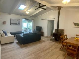 Abbey Beach Shack - Busselton - 4