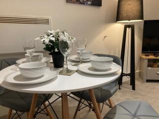 THE GARDEN - LONG STAY OFFER - Priv GARDEN - Strood - 1