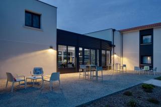 Sure Hotel by Best Western Les Portes de Montauban - Montauban - 8