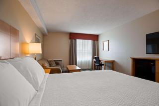 Best Western Smiths Falls Hotel - Smiths Falls - 1