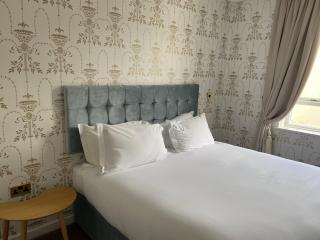 RainHill Hall Hotel - 7