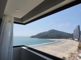 Lindo apto tudo novinho, prédio frente mar - Balneário Camboriú - 6