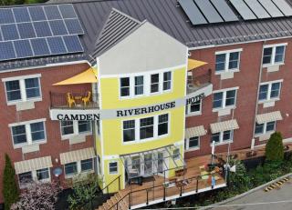 Camden Riverhouse Hotel and Inn - 9