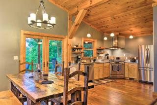 Peaceful Stony Point Getaway with Hot Tub and Views! - 1